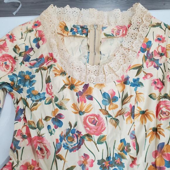 Vintage Floral Prairie Maxi Dress Small Medieval Full Skirt Bell Sleeves Cream - Picture 4 of 11